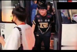 篮球网红被女友爆料视频,真相揭露与情感纠葛